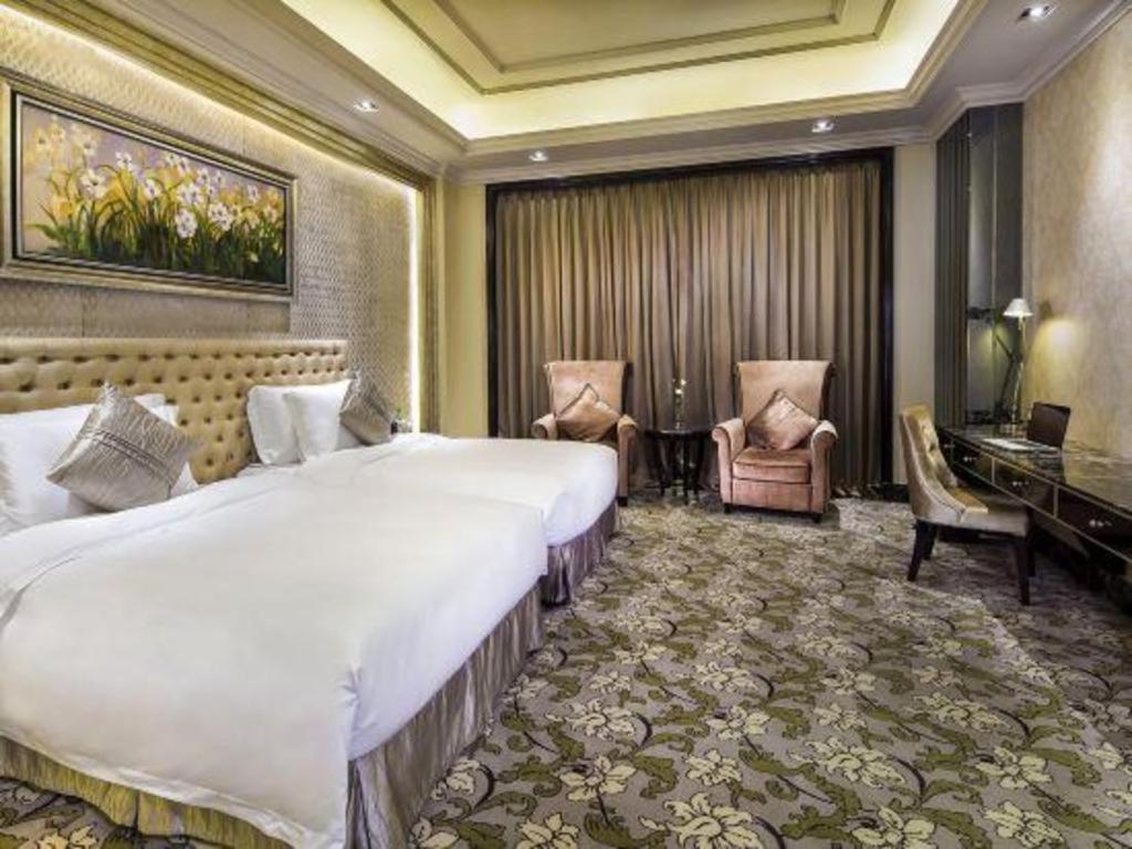 ชาโต สตาร์ริเวอร์ กวางโจว เพนินนซูลา Hotel ภายนอก รูปภาพ